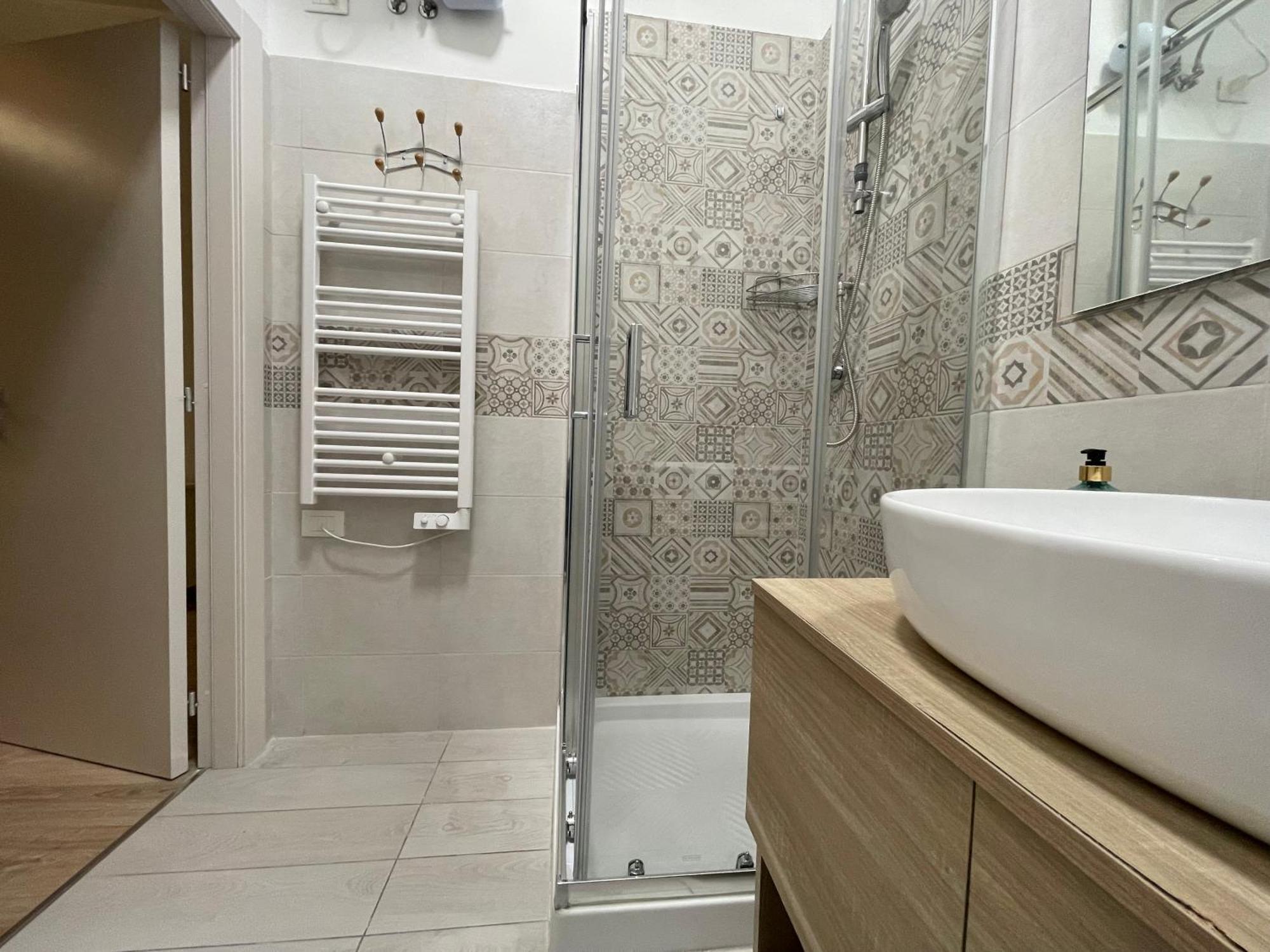 Le Stanze Di Max Bed & Breakfast Termoli Bagian luar foto