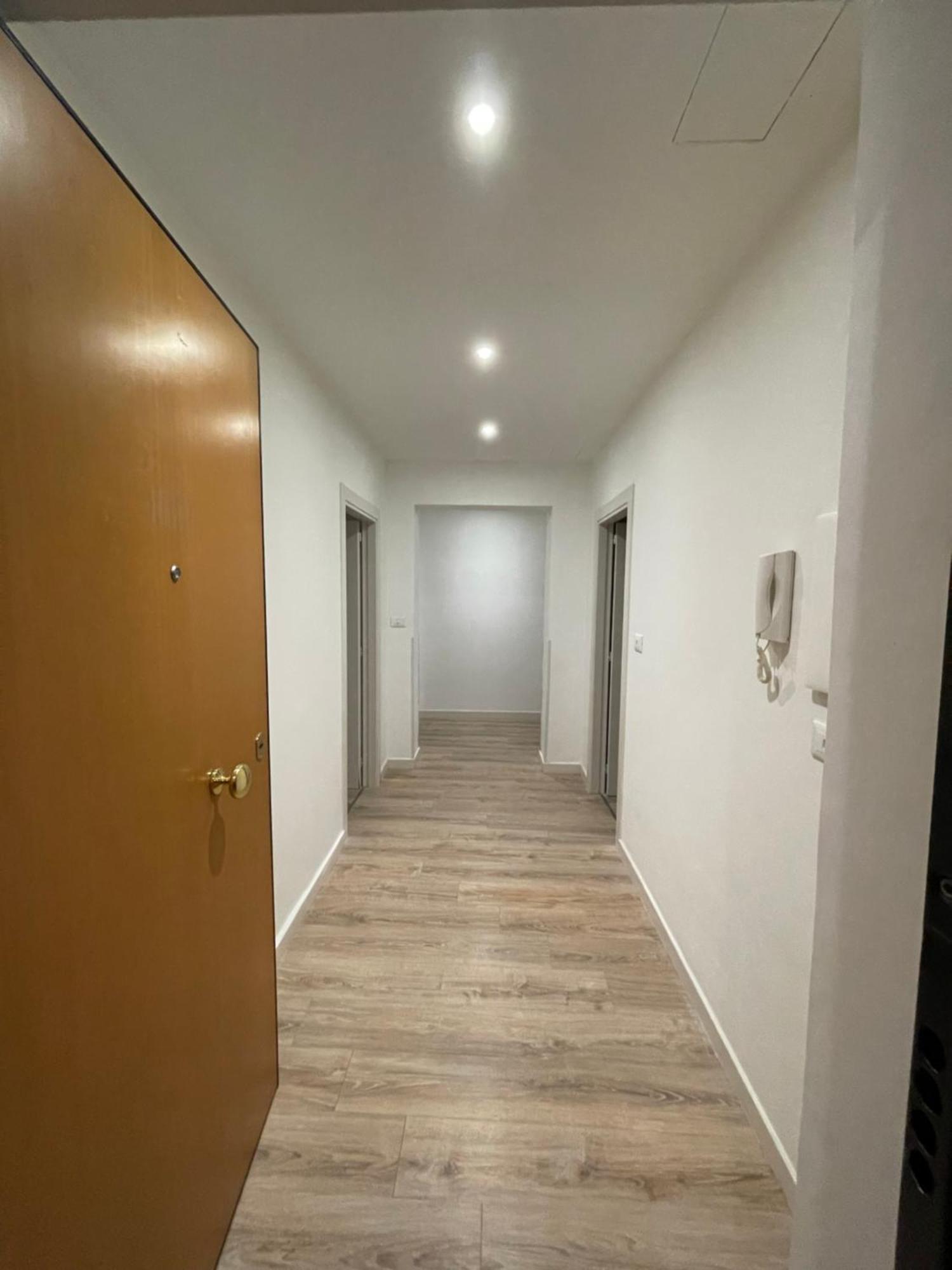 Le Stanze Di Max Bed & Breakfast Termoli Bagian luar foto