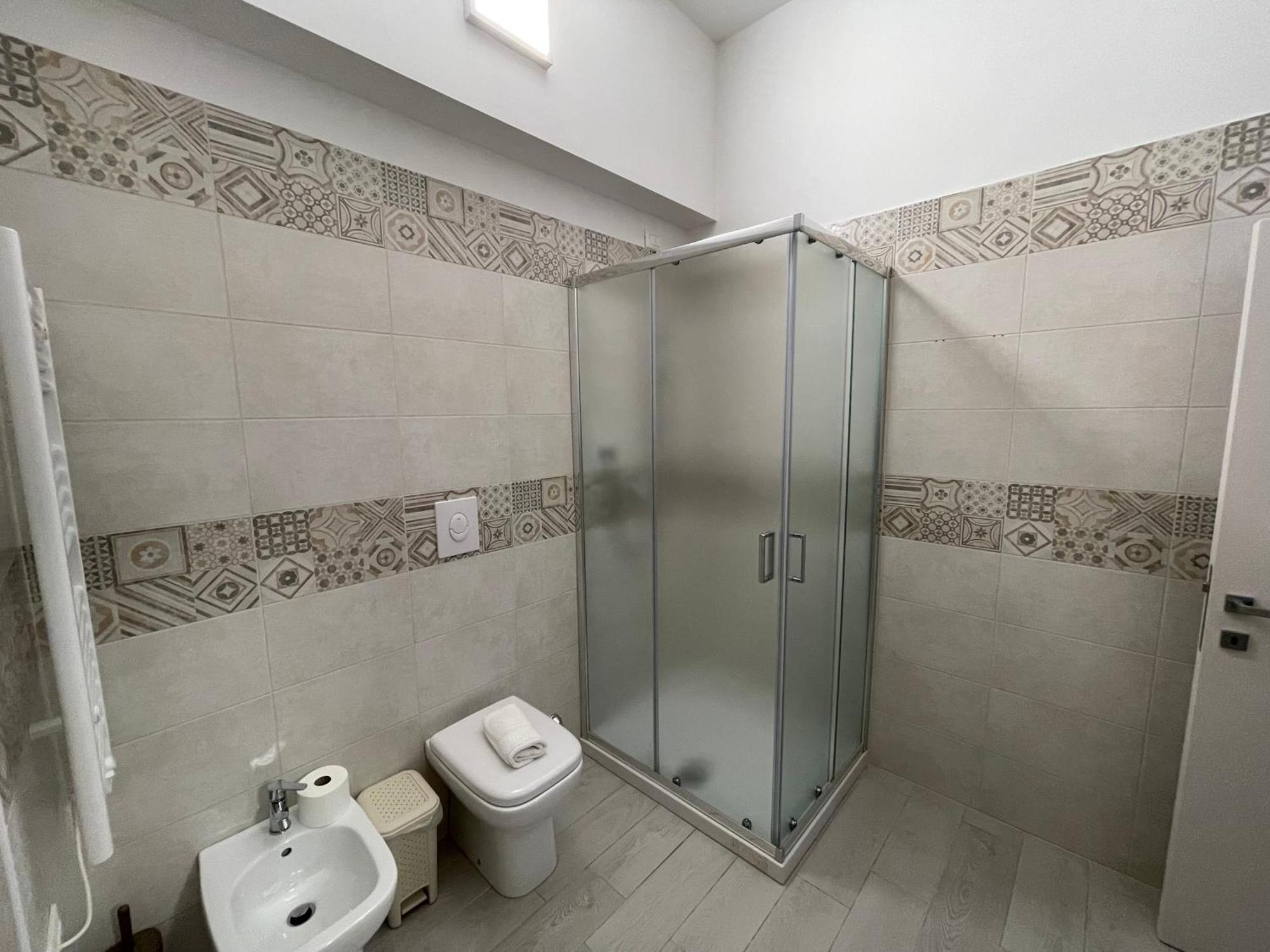 Le Stanze Di Max Bed & Breakfast Termoli Bagian luar foto
